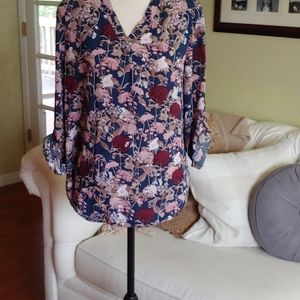 Brina & Em long sleeve floral blouse